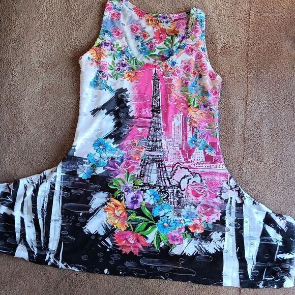 Fantasia Tunic Top - Picture 9 of 10